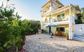 Caza Levantiera Kalamitsi Lefkada